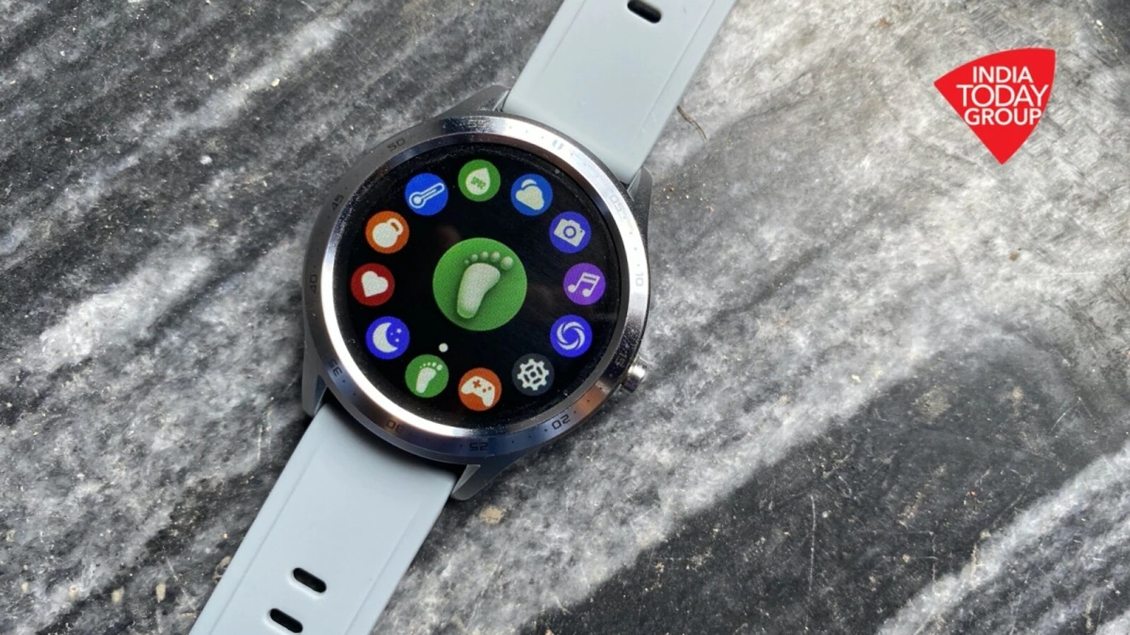 Amazon Great Indian Festival: Fire-Boltt 360 smartwatch available with a discount