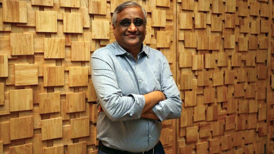 After Future's deal with Reliance Retail Ventures Ltd (RRVL) in August last year, Amazon had dragged Future into arbitration at SIAC. After Future's deal with Reliance Retail Ventures Ltd (RRVL) in August last year, Amazon had dragged Future into arbitration at SIAC.