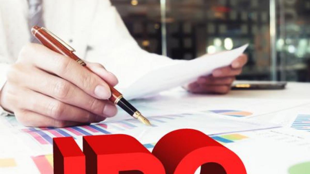 Paytm IPO: The firm has raised its issue size to Rs 18,300 crore from Rs 16,600 crore ($2.2 billion) Paytm IPO: The firm has raised its issue size to Rs 18,300 crore from Rs 16,600 crore ($2.2 billion)