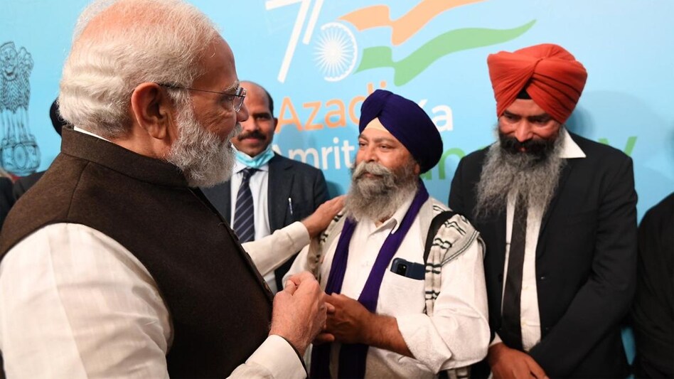 PM Modi interacts with members of the Indian diaspora in Italy PM Modi interacts with members of the Indian diaspora in Italy