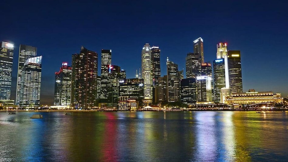 Property shares drop as Chinese developer Modern Land defaults on bond payment Property shares drop as Chinese developer Modern Land defaults on bond payment