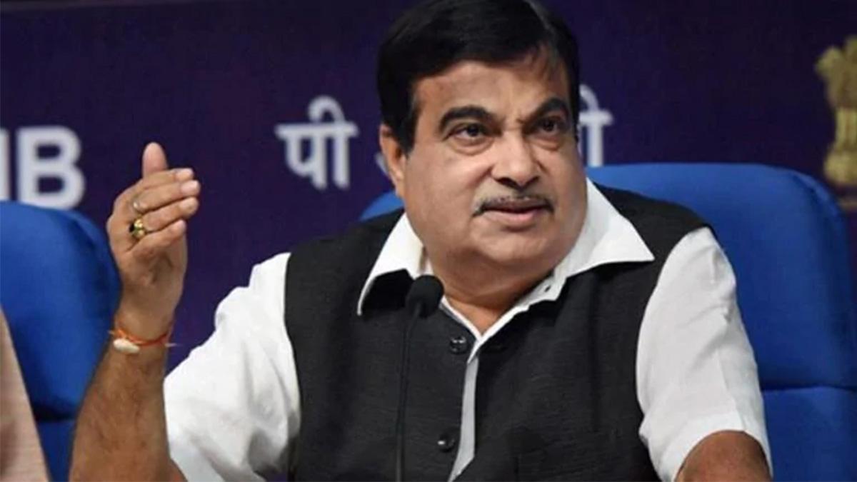 Gadkari pushes for green hydrogen, says India needs to reduce oil imports Gadkari pushes for green hydrogen, says India needs to reduce oil imports