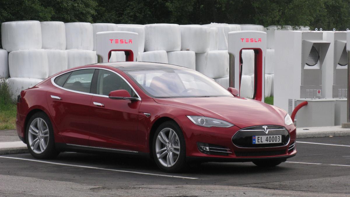 Demand for Tesla pushes Norway's electric car sales Demand for Tesla pushes Norway's electric car sales