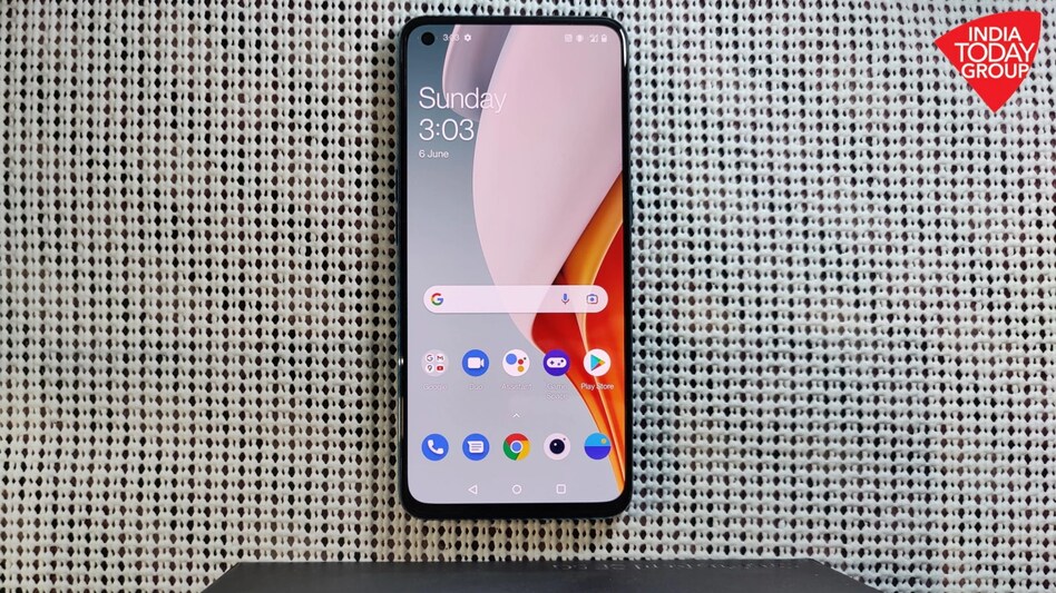 Amazon Great Indian Festival: Top smartphone deals under Rs 30,000 Amazon Great Indian Festival: Top smartphone deals under Rs 30,000