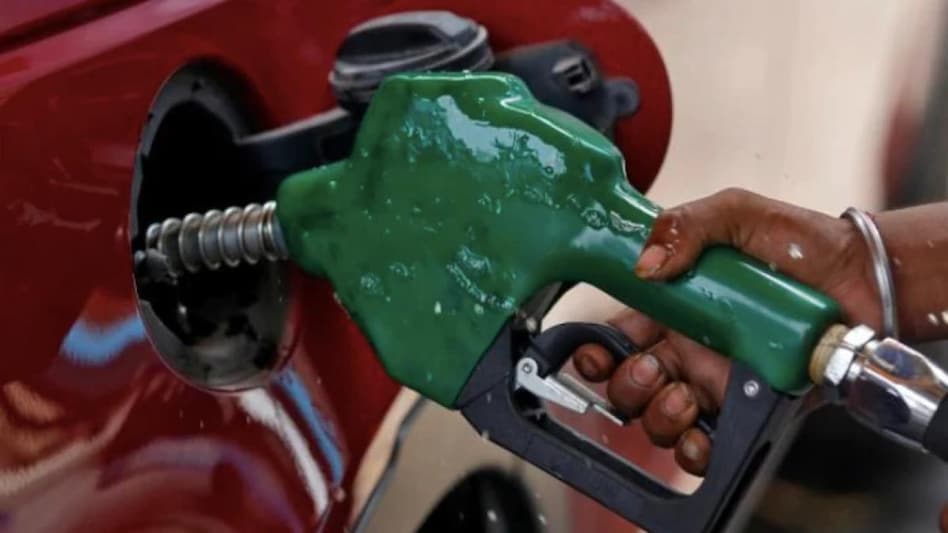 LIOC hikes fuel prices by Rs 5 per litre as global oil prices go up LIOC hikes fuel prices by Rs 5 per litre as global oil prices go up