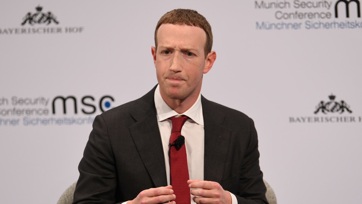 Mark Zuckerberg loses over $6 billion hours after Facebook outage