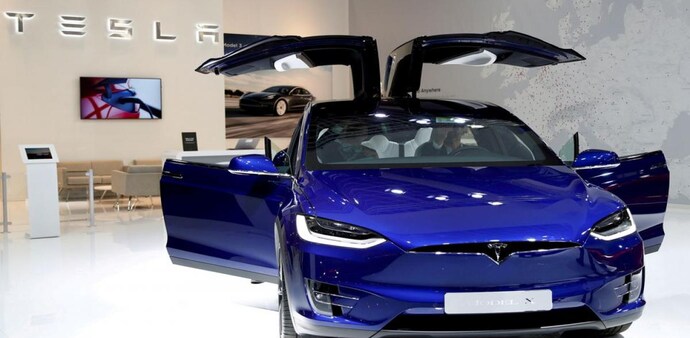 Tesla cars store data from accidents, but the Netherlands Forensic Institute said it had discovered far more data than investigators had previously been aware of. Photo: Reuters Tesla cars store data from accidents, but the Netherlands Forensic Institute said it had discovered far more data than investigators had previously been aware of. Photo: Reuters