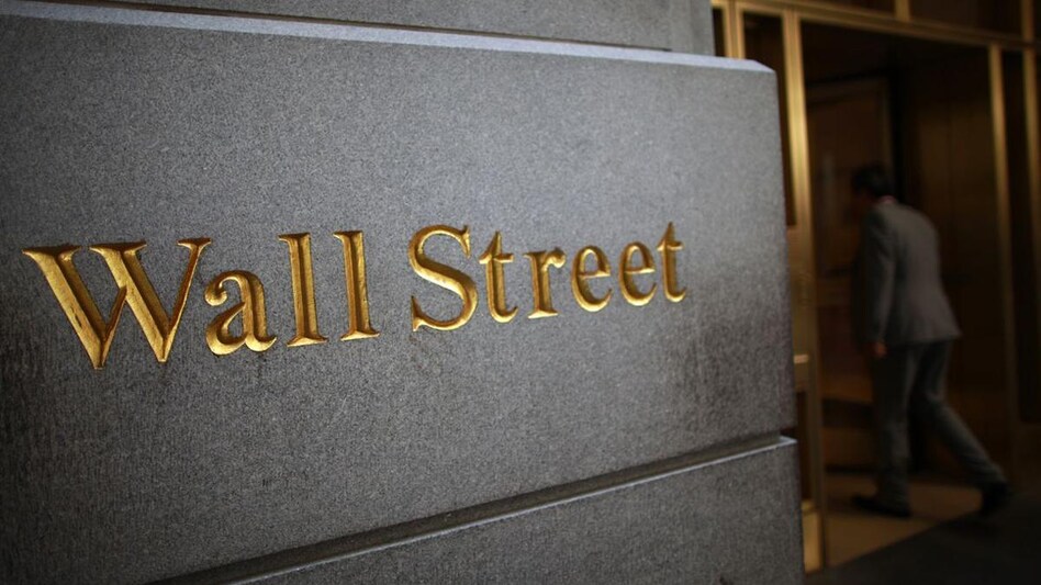 Minority shareholders were offered their own exit ramp. They could either accept a cash-out payment for the value of the spun-off investments. Minority shareholders were offered their own exit ramp. They could either accept a cash-out payment for the value of the spun-off investments.