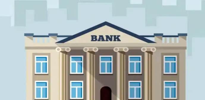 As per the Companies Act 2013, every listed public company shall have at least one-third of the total number of directors as independent directors As per the Companies Act 2013, every listed public company shall have at least one-third of the total number of directors as independent directors