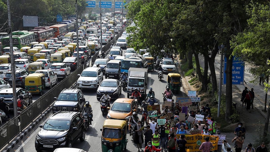 India to reach net zero emissions by 2070, says Bhupender Yadav (Photo: Reuters) India to reach net zero emissions by 2070, says Bhupender Yadav (Photo: Reuters)