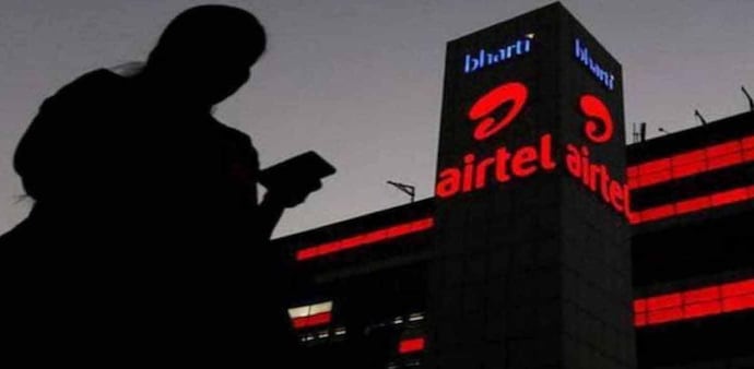 Should you invest in Bharti Airtel post Q2 results? Should you invest in Bharti Airtel post Q2 results?