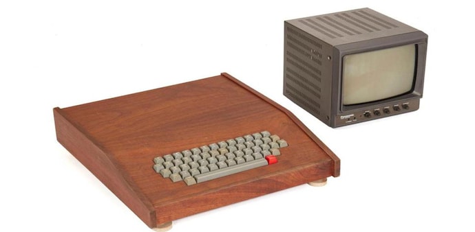 The computer was tested by Steve Jobs’ sister Patty Jobs and Daniel Kottke in the Jobs’ home (Image: johnmoran.com) The computer was tested by Steve Jobs’ sister Patty Jobs and Daniel Kottke in the Jobs’ home (Image: johnmoran.com)