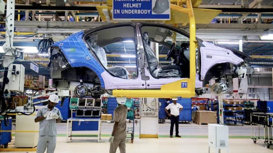 Car manufacturers usually buy parts from major suppliers such as Bosch and Continental, which in turn buy from suppliers further down the chain Car manufacturers usually buy parts from major suppliers such as Bosch and Continental, which in turn buy from suppliers further down the chain