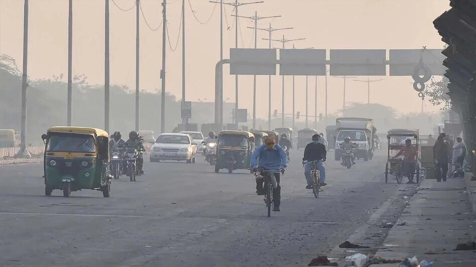 Authorities said the AQI is likely to improve significantly from Sunday owing to relatively strong winds Authorities said the AQI is likely to improve significantly from Sunday owing to relatively strong winds