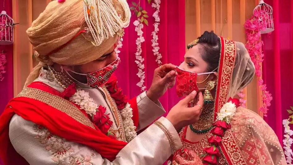 The wedding season is back in full swing with a surge of 57 per cent in November 2021 compared to the same month of the previous year The wedding season is back in full swing with a surge of 57 per cent in November 2021 compared to the same month of the previous year