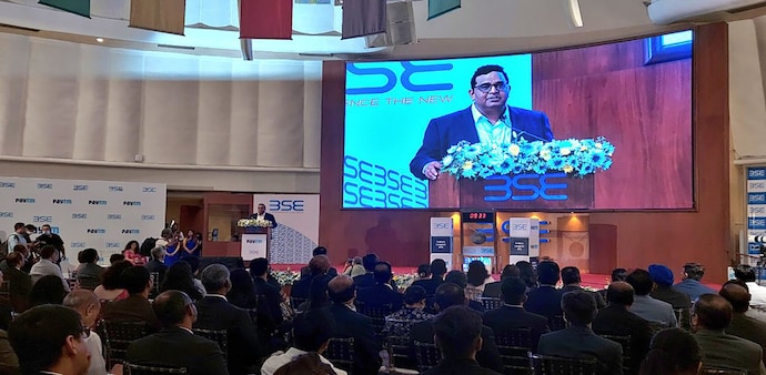 Paytm Founder and CEO Vijay Shekhar Sharma during the share listing ceremony. The digital payments firm reached market cap of Rs 1.19 lakh crore on BSE. Image source: BSE Twitter handle Paytm Founder and CEO Vijay Shekhar Sharma during the share listing ceremony. The digital payments firm reached market cap of Rs 1.19 lakh crore on BSE. Image source: BSE Twitter handle