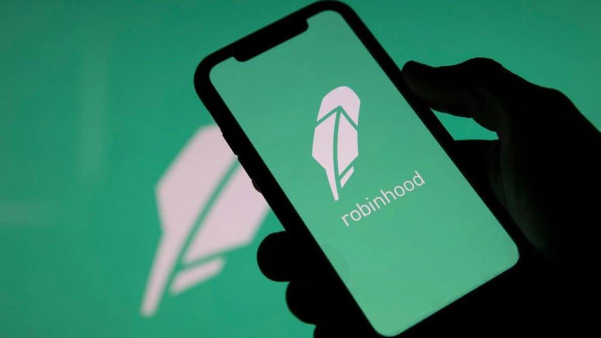 Email addresses of 5 mn customers in data security breach: Robinhood