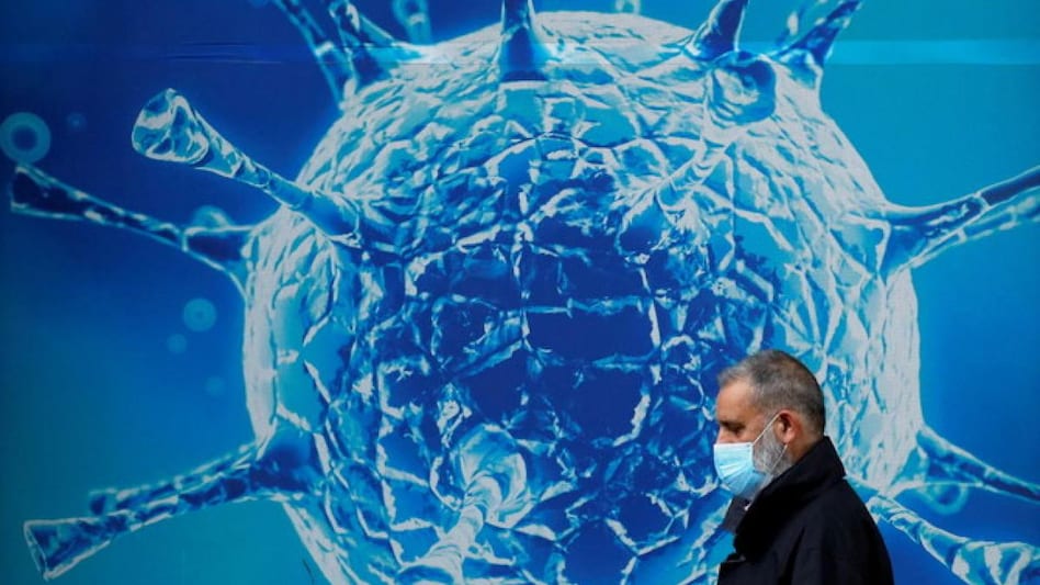 Omicron - which the World Health Organization (WHO) said carries a "very high" of infection surges - has triggered global alarm, with border closures casting a shadow over a nascent economic recovery from a two-year pandemic. Omicron - which the World Health Organization (WHO) said carries a "very high" of infection surges - has triggered global alarm, with border closures casting a shadow over a nascent economic recovery from a two-year pandemic.