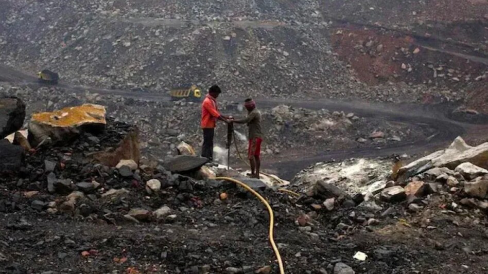 Shares of Coal India on Monday ended 0.99% lower at Rs 154.30 apiece on BSE. Shares of Coal India on Monday ended 0.99% lower at Rs 154.30 apiece on BSE.
