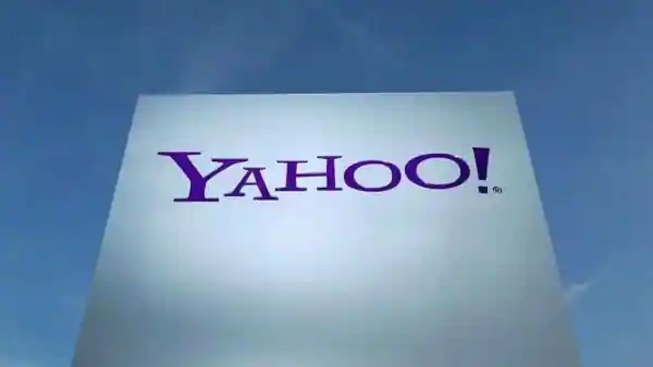 Yahoo is the second large US technology firm in recent weeks to reduce its operations in China Yahoo is the second large US technology firm in recent weeks to reduce its operations in China