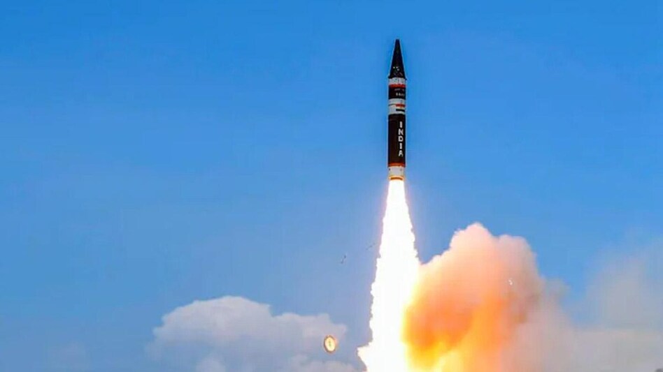 The surface-to-surface ballistic missile has a range of 1,000 to 2,000 km The surface-to-surface ballistic missile has a range of 1,000 to 2,000 km