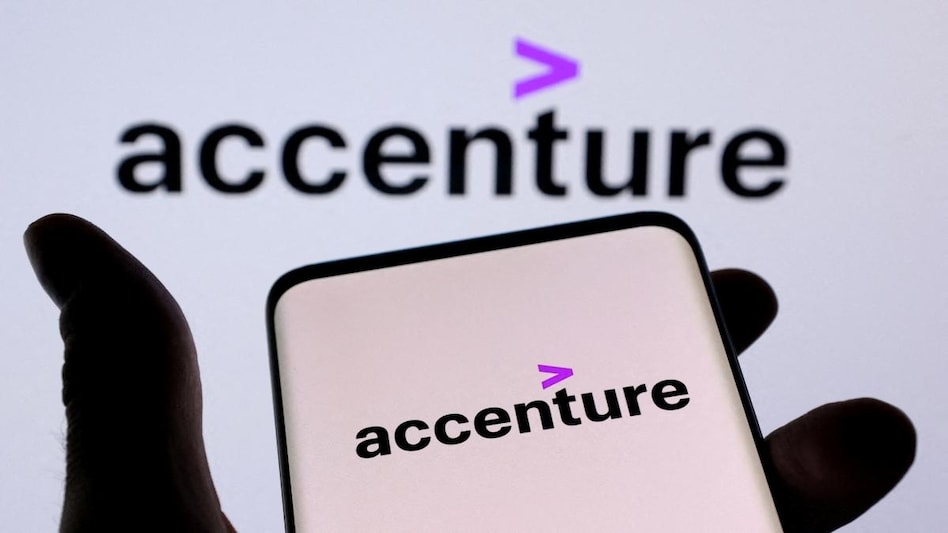 Accenture now expects full-year revenue to grow between 19% and 22% from 12% to 15% forecast earlier. Accenture now expects full-year revenue to grow between 19% and 22% from 12% to 15% forecast earlier.