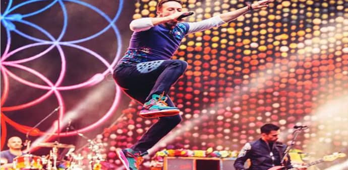 Martin leads the band which also includes Jonny Buckland, Guy Berryman and Will Champion. Martin leads the band which also includes Jonny Buckland, Guy Berryman and Will Champion.