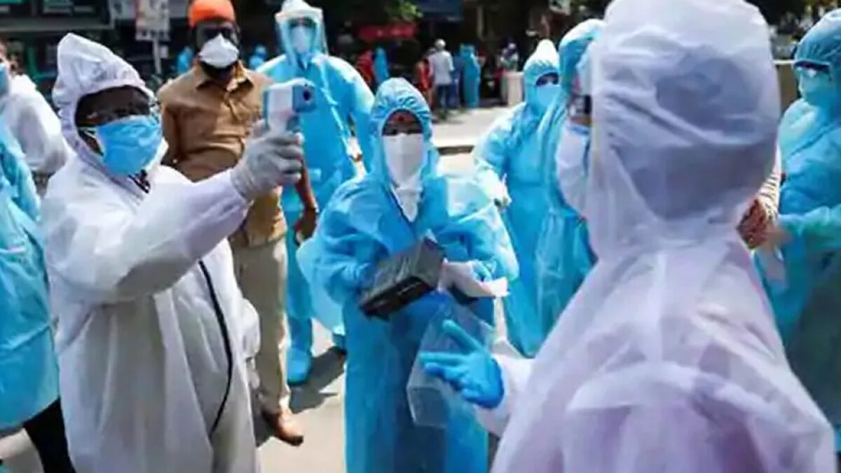 Delhi's night curfew will be imposed from 10 pm to 5 am Delhi's night curfew will be imposed from 10 pm to 5 am