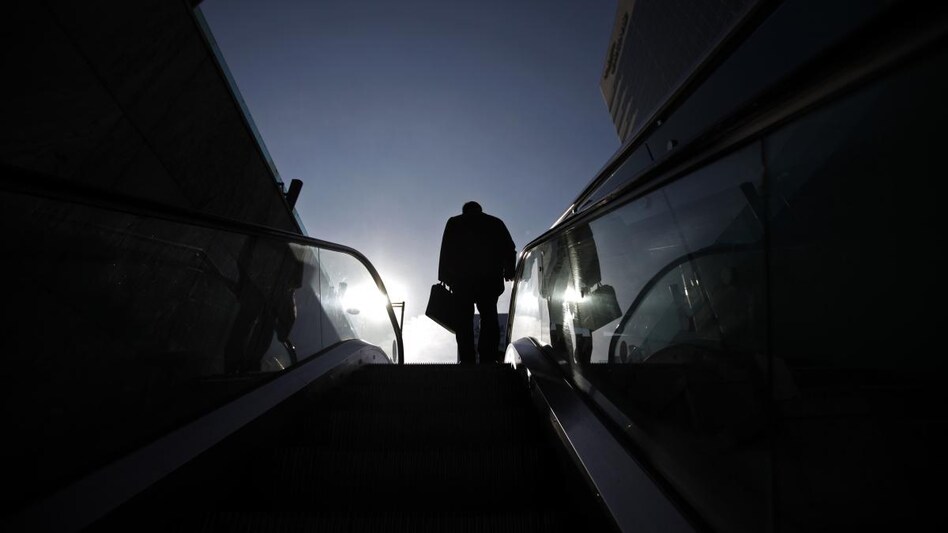 HCL Tech set to hire 12,000 people in US over 5 yrs (Photo: Reuters) HCL Tech set to hire 12,000 people in US over 5 yrs (Photo: Reuters)