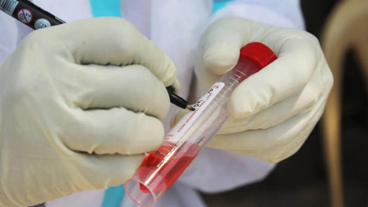 Kolkata doctor with no travel history tests positive for Omicron