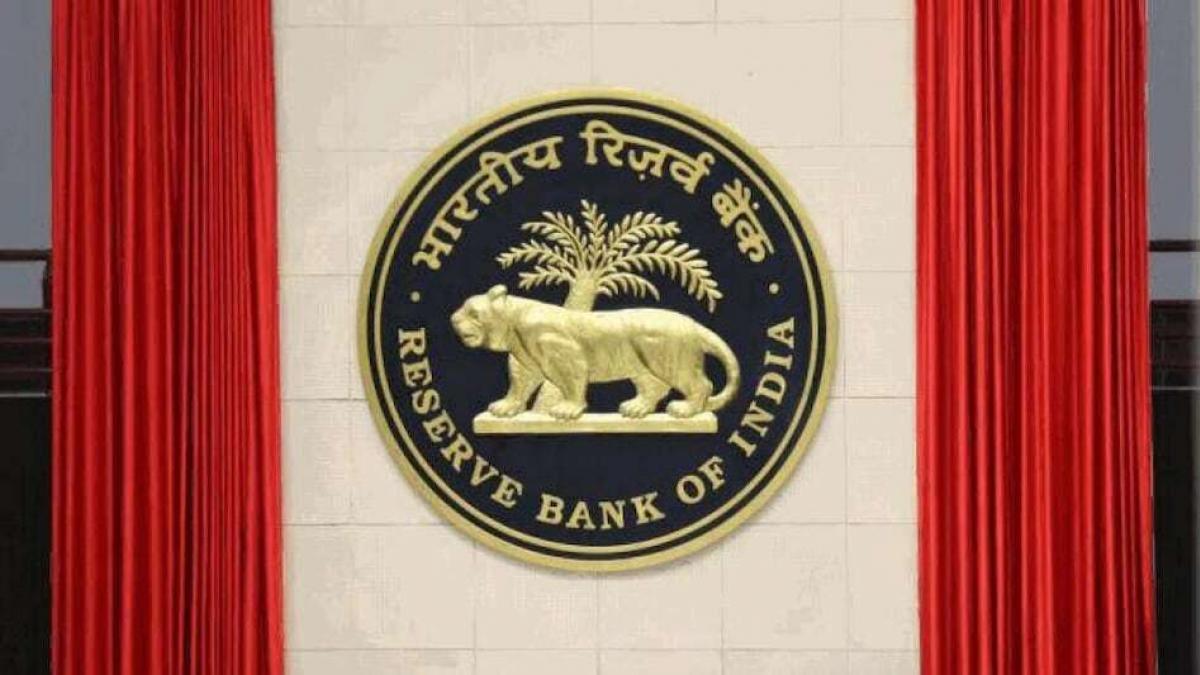 NRIs, OCIs do not need prior approval to buy immovable property in India: RBI NRIs, OCIs do not need prior approval to buy immovable property in India: RBI