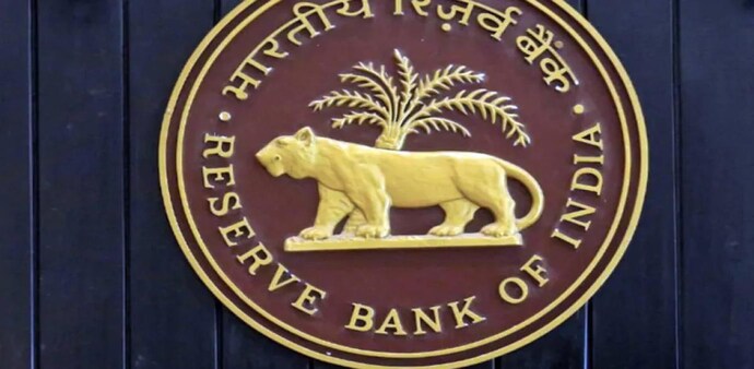 RBI had kept the benchmark policy rate unchanged in October RBI had kept the benchmark policy rate unchanged in October