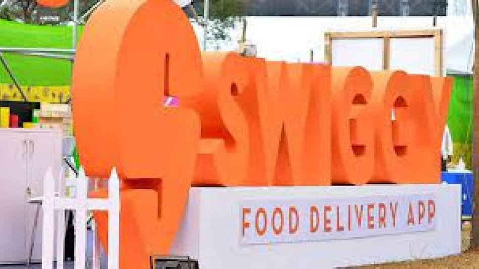 Swiggy orders 9,049 orders per minute;1.3 lakh active users on the platform Swiggy orders 9,049 orders per minute;1.3 lakh active users on the platform