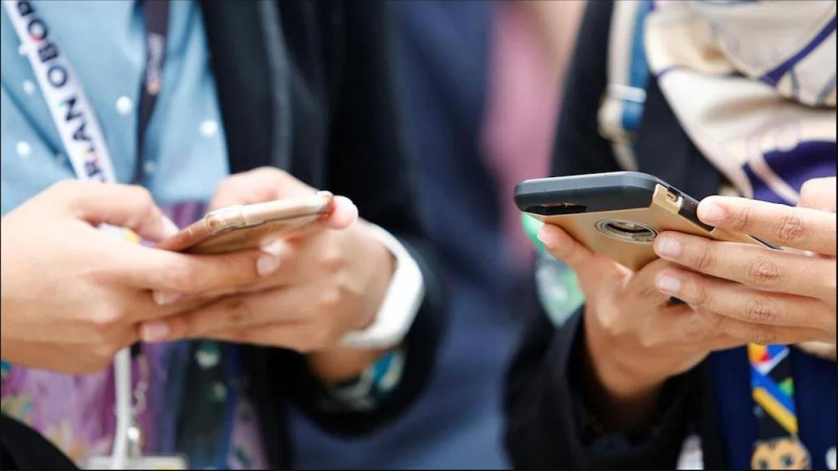 It noted that the suspension of telecom services and the internet frequently affected life and liberty of people. It noted that the suspension of telecom services and the internet frequently affected life and liberty of people.