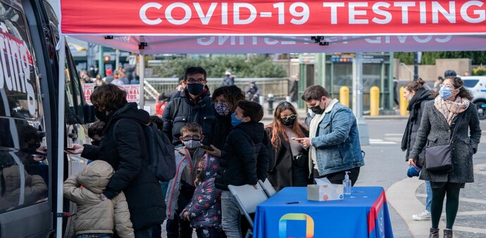 COVID-19: Can Omicron overthrow Delta to become the leading variant? (Photo: Reuters) COVID-19: Can Omicron overthrow Delta to become the leading variant? (Photo: Reuters)