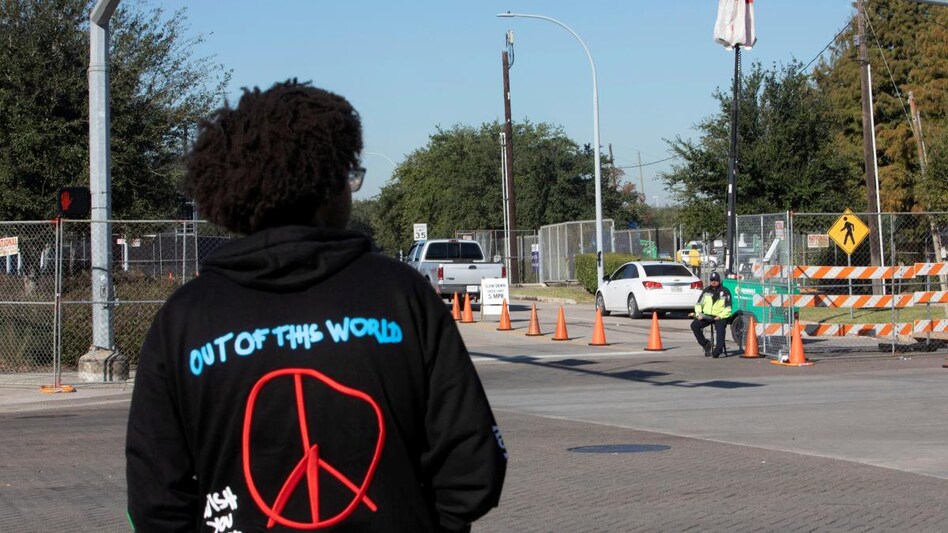 Astroworld festival victims died from compression asphyxia: Officials (Photo: Reuters) Astroworld festival victims died from compression asphyxia: Officials (Photo: Reuters)