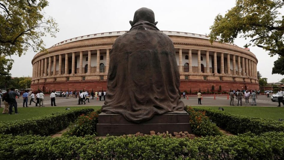 Until now, the 17th Lok Sabha has passed 35 per cent of bills in less than 30 minutes. Until now, the 17th Lok Sabha has passed 35 per cent of bills in less than 30 minutes.