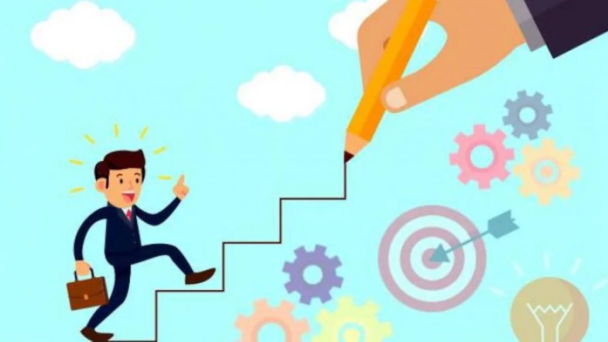 What can Indian family businesses learn from new-age start-ups? The past few years has seen the dramatic rise in businesses start-ups, founded by young first-generation entrepreneurs from non-business backgrounds.