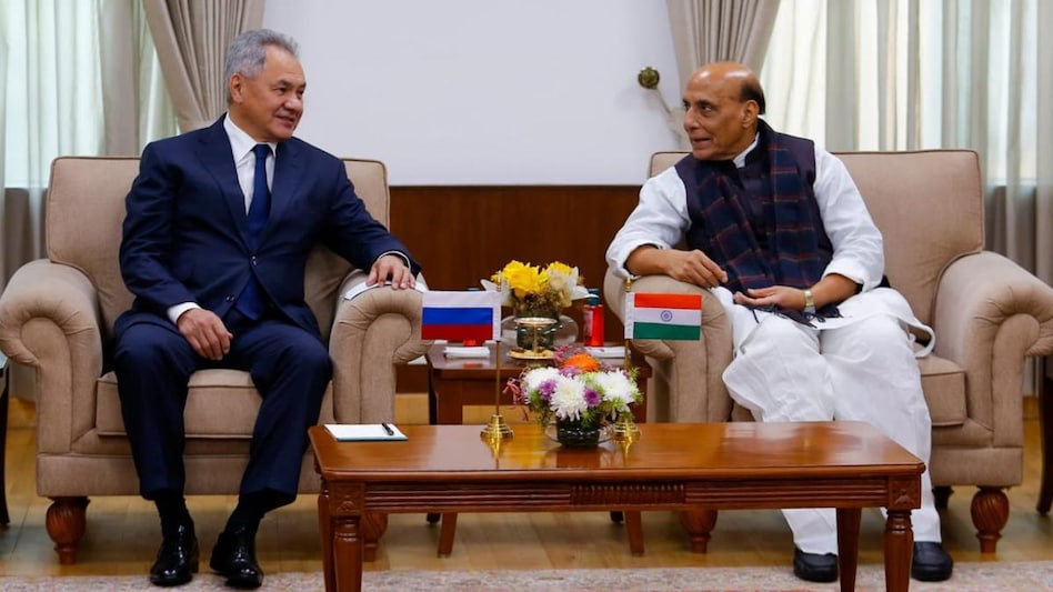 Defence Minister Rajnath Singh with Russian Defence Minister General Sergey Shoigu Defence Minister Rajnath Singh with Russian Defence Minister General Sergey Shoigu