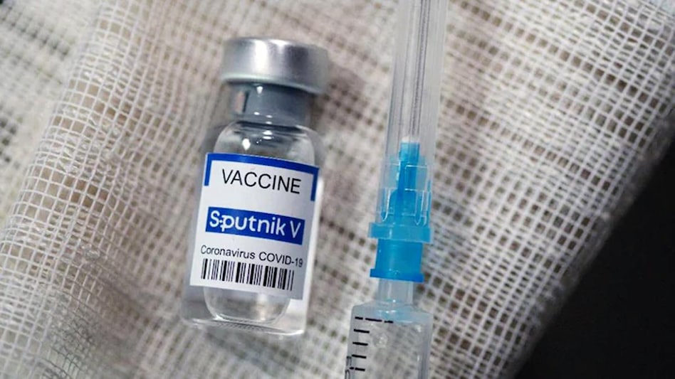 Sputnik Light booster is recommended to strengthen the efficacy of vaccines against Omicron, RDIF noted. Sputnik Light booster is recommended to strengthen the efficacy of vaccines against Omicron, RDIF noted.