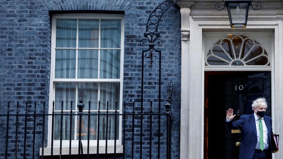 British Prime Minister Boris Johnson waves. (Photo: Reuters) British Prime Minister Boris Johnson waves. (Photo: Reuters)