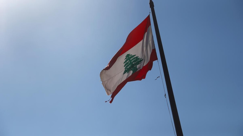 Lebanese national flag flutters in Beirut, Lebanon (Photo: Reuters) Lebanese national flag flutters in Beirut, Lebanon (Photo: Reuters)