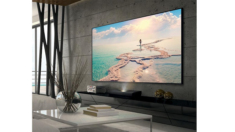 The Optoma P1 PRO is an ultra- short-throw 4K projector The Optoma P1 PRO is an ultra- short-throw 4K projector