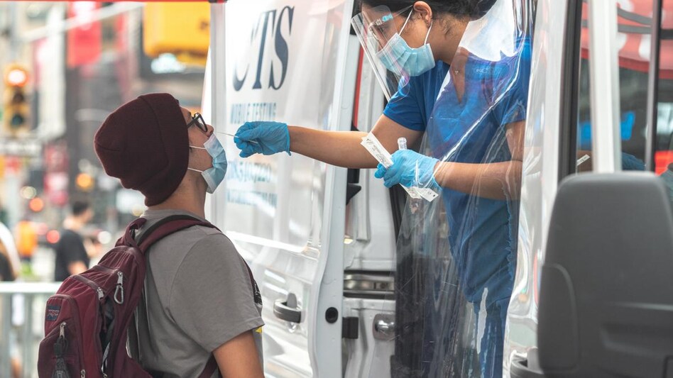 Dr Anthony Fauci, the top US infectious disease expert, said the FDA wanted to be totally transparent by noting the sensitivity might come down a bit, but that the tests remain important. Dr Anthony Fauci, the top US infectious disease expert, said the FDA wanted to be totally transparent by noting the sensitivity might come down a bit, but that the tests remain important.