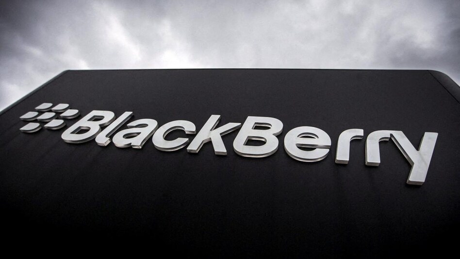 Blackberry plans to sell patents related to mobile devices for $600 mn (Photo: Reuters) Blackberry plans to sell patents related to mobile devices for $600 mn (Photo: Reuters)