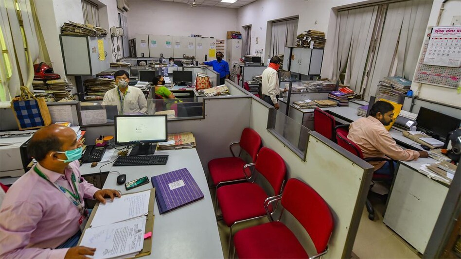 Andhra govt raises wage by 23.39%, retirement age by 2 yrs for employees Andhra govt raises wage by 23.39%, retirement age by 2 yrs for employees