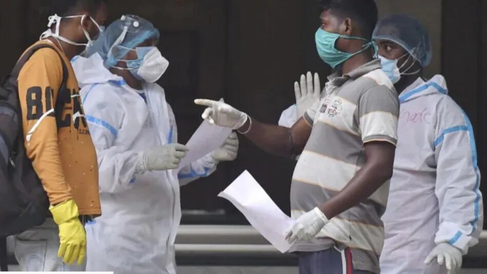 Delhi on Wednesday reported over 10,000 new COVID-19 cases in last 24 hours. Delhi on Wednesday reported over 10,000 new COVID-19 cases in last 24 hours.