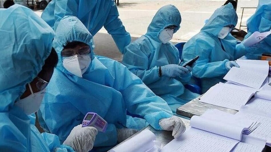 The number of containment zones on January 22 was 43,457 when 11,486 Covid cases were recorded. The number of containment zones on January 22 was 43,457 when 11,486 Covid cases were recorded.