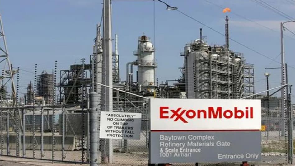 Exxon Mobil starts sale of shale gas properties in US - BusinessToday