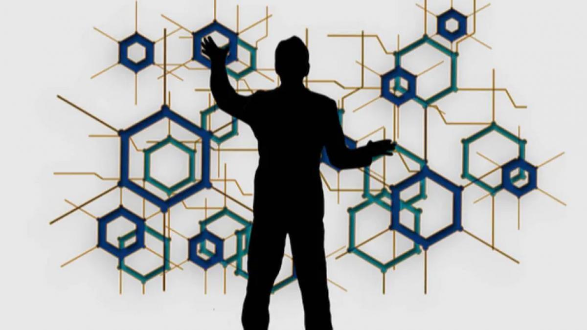 A brainchild of Yogesh Kochhar and Anoop Bansal, associated with the AICTE, YOL was initially created as an app. A brainchild of Yogesh Kochhar and Anoop Bansal, associated with the AICTE, YOL was initially created as an app.